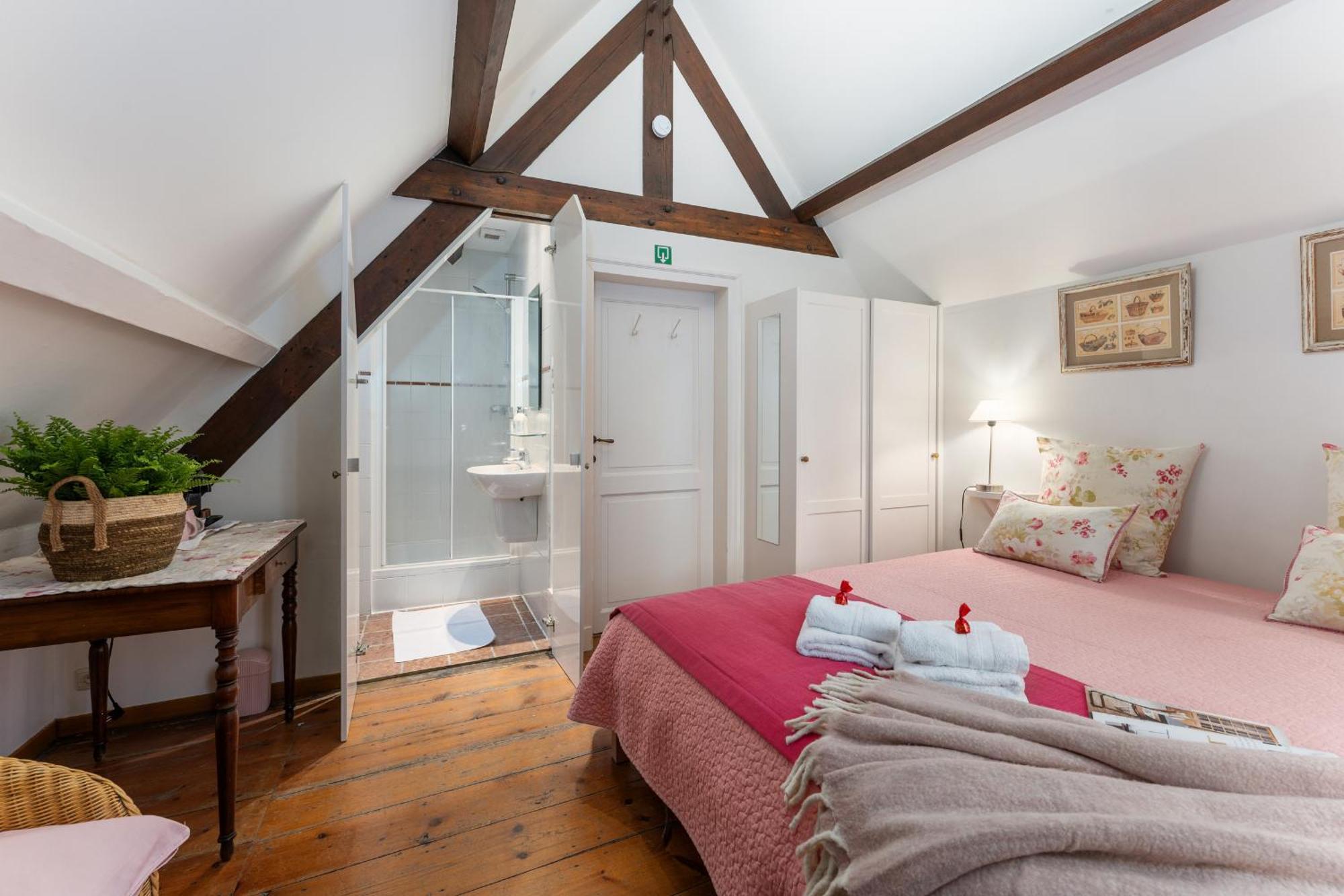 Het Geerwijn - Gastensuite In Hartje Brugge Экстерьер фото