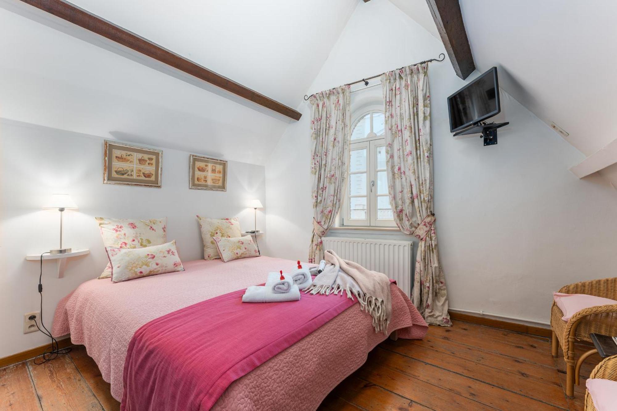 Het Geerwijn - Gastensuite In Hartje Brugge Экстерьер фото